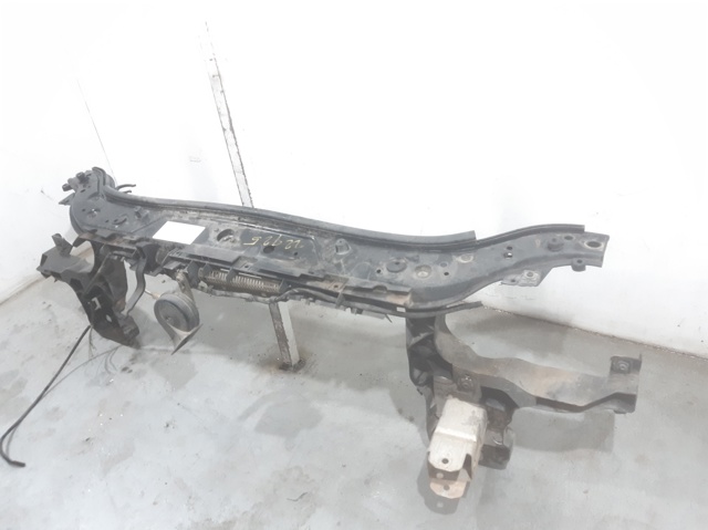 8200137494 Soporte superior del radiador (panel de montaje de faros)  comprar en Reus