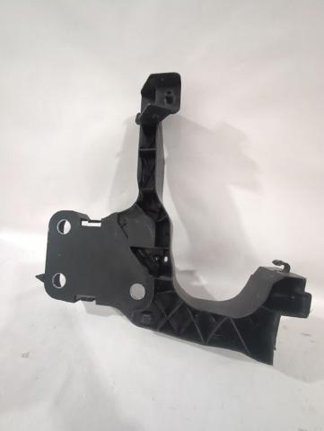 RENAULT 8200137495 Soporte izquierdo del radiador (panel de montaje de faros)  comprar en Murcia