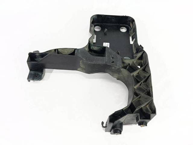 RENAULT 8200137495 Soporte izquierdo del radiador (panel de montaje de faros) comprar Tarragona