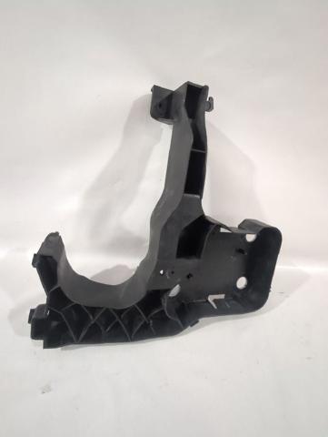 RENAULT 8200137495 Soporte izquierdo del radiador (panel de montaje de faros)  disponible España