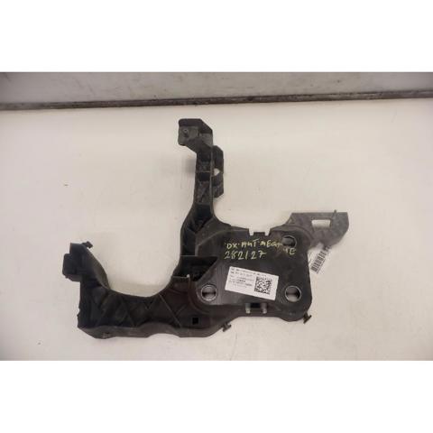 RENAULT 8200137496 Soporte derecho del radiador (panel de montaje para faros)  en stock Valencia