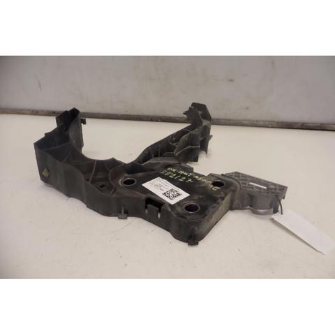 8200137496 RENAULT Soporte derecho del radiador (panel de montaje para faros)  en stock Córdoba
