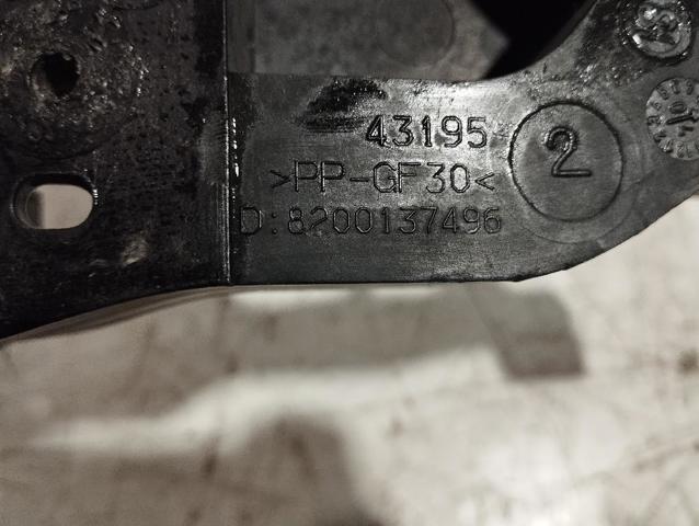 8200137496 Soporte derecho del radiador (panel de montaje para faros)  comprar en Pontevedra