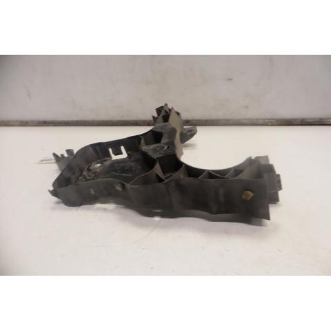 8200137496 Soporte derecho del radiador (panel de montaje para faros) comprar Almería