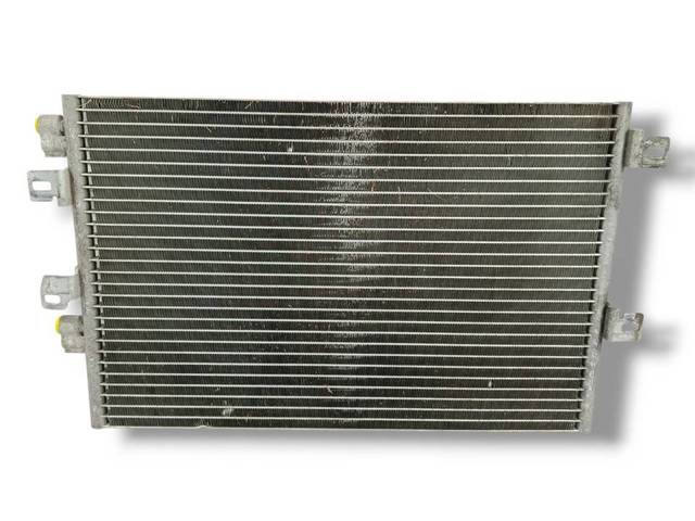 RENAULT 8200137650 Condensador aire acondicionado comprar Pamplona