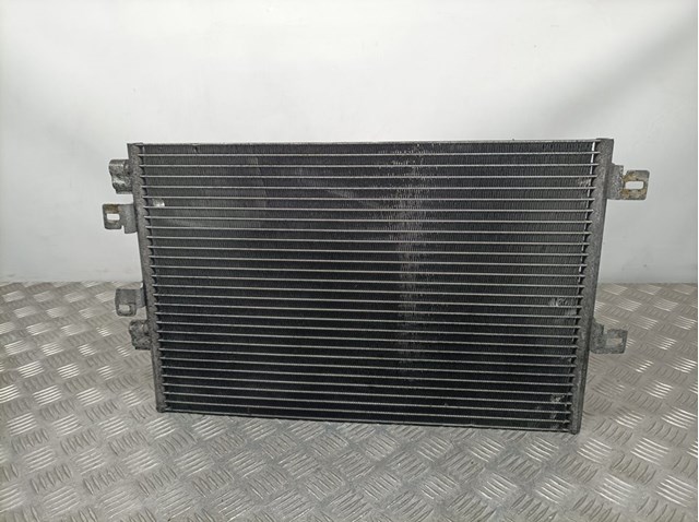 Condensador / radiador  aire acondicionado para renault kangoo 1.9 dci 4x4 k9k714 8200137650