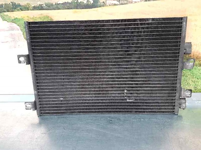 Condensador / radiador  aire acondicionado para renault kangoo 1.9 dci 4x4 k9kv7 8200137650