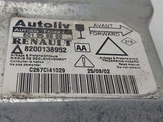 RENAULT 8200138952 Módulo de control de airbag  en stock Salamanca
