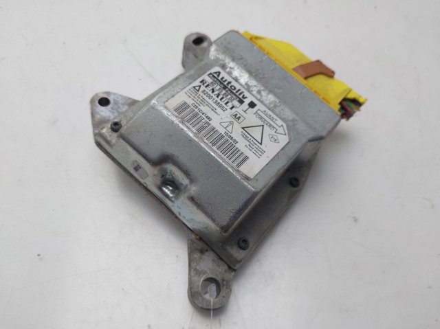 8200138952 Módulo de control de airbag comprar Girona