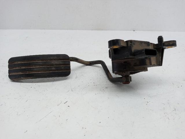 Pedal de acelerador 8200139319 Renault (RVI)