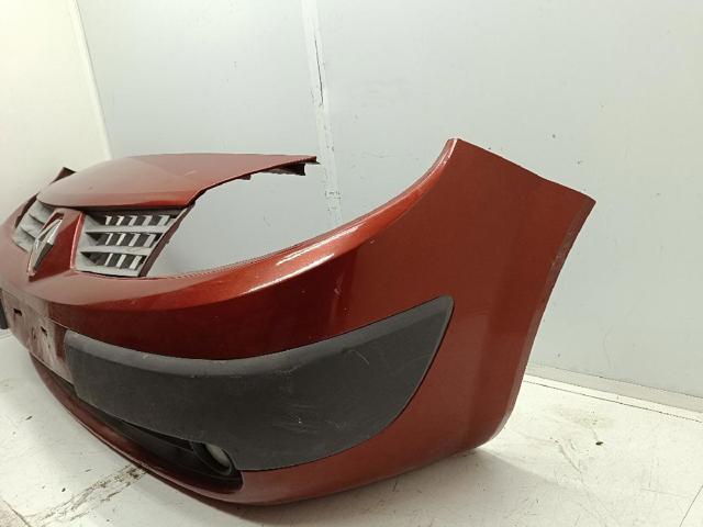 8200139528 RENAULT Paragolpes  en stock Gandía