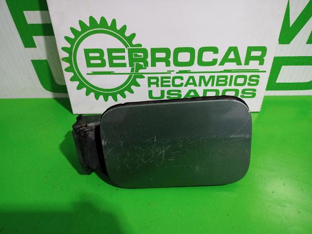 8200139543 Carcasa del tubo de llenado del tanque de combustible comprar Girona