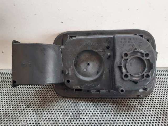 8200139543 RENAULT Carcasa del tubo de llenado del tanque de combustible  comprar en Oviedo