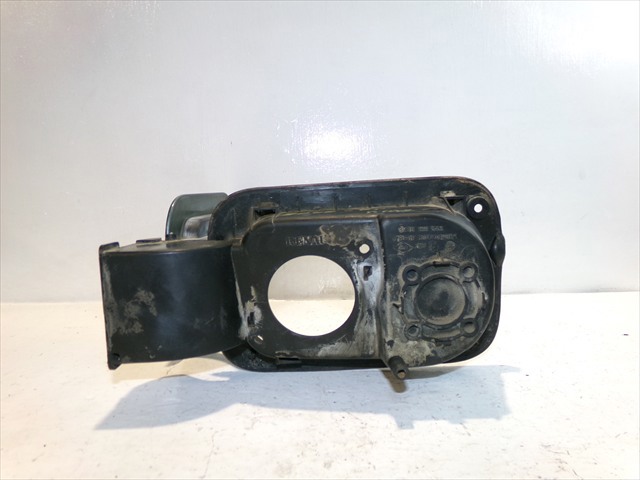 8200139543 Carcasa del tubo de llenado del tanque de combustible  en stock Castellón