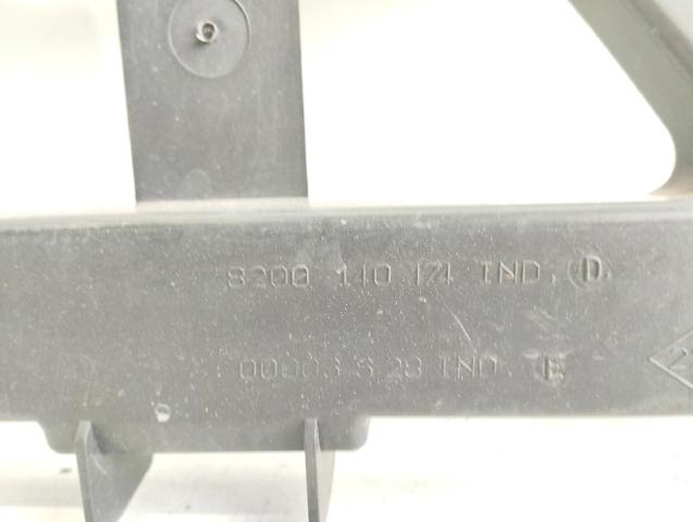 8200140174 RENAULT Soporte de radiador  en stock Gandía