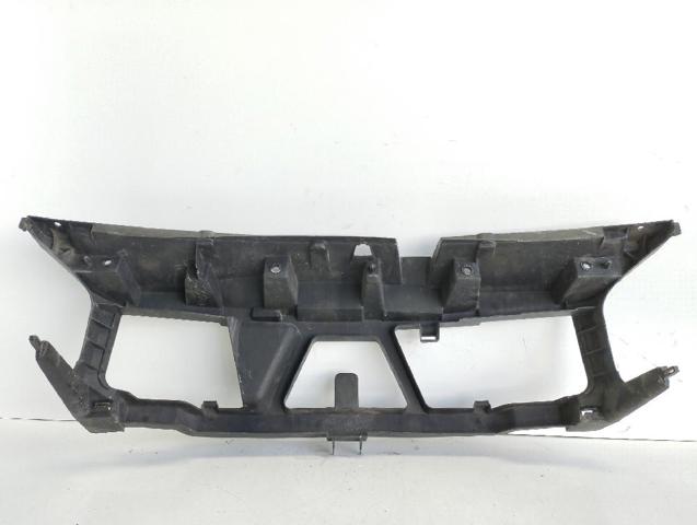 8200140174 RENAULT Panel de soporte del radiador y montaje de faros  disponible Alicante
