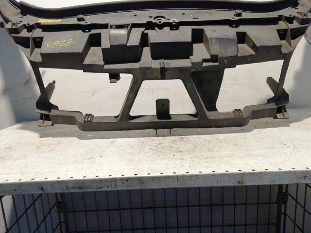 RENAULT 8200140174 Panel de soporte del radiador y montaje de faros  comprar en Ponferrada