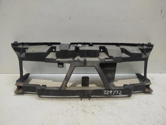 RENAULT 8200140174 Panel de soporte del radiador y montaje de faros  comprar en Ponferrada