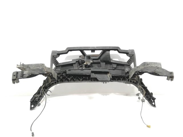 8200140174 RENAULT Soporte de radiador  en stock Córdoba