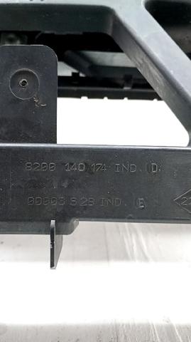 RENAULT 8200140174 Soporte de radiador comprar Barcelona