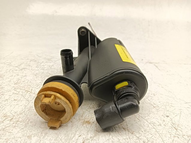 8200140763 RENAULT Válvula PCV de ventilación de gases del cárter  disponible Vigo