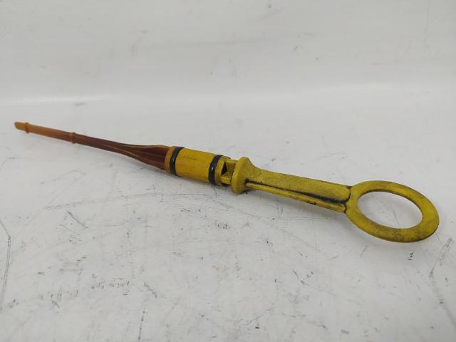 8200141457 RENAULT Varilla del nivel de aceite  disponible Alicante