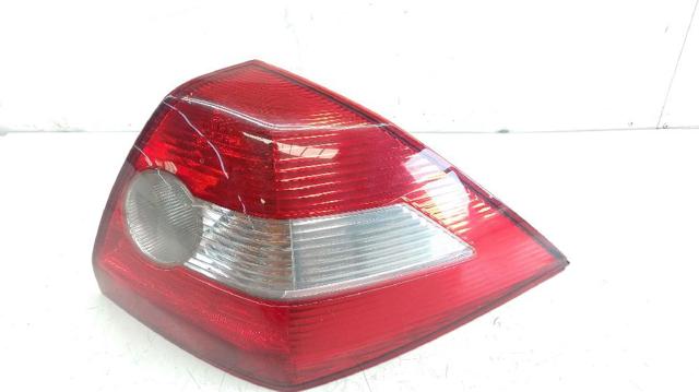 8200142681 RENAULT Piloto trasero derecho comprar Madrid