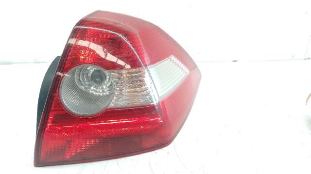 RENAULT 8200142681 Piloto trasero derecho  disponible España