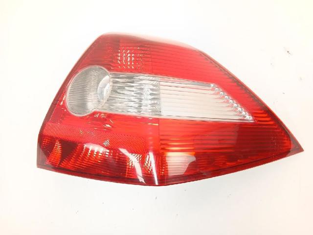 RENAULT 8200142681 Piloto trasero derecho  comprar en Albacete