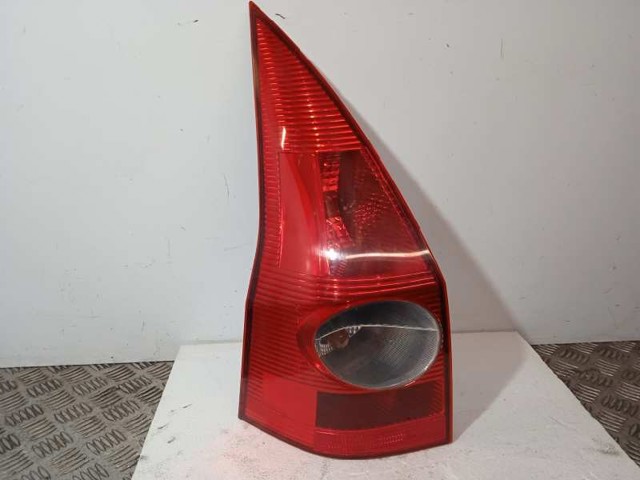 8200142684 Piloto trasero izquierdo  en stock Sabadell