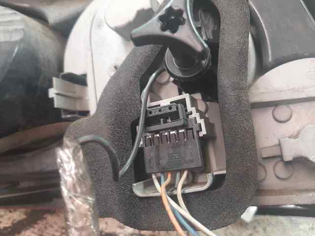 8200142687 RENAULT Piloto trasero derecho  en stock Córdoba