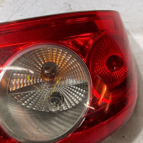 8200142687 RENAULT Piloto trasero derecho  comprar en Jaén