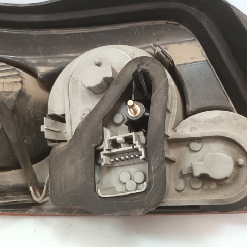 RENAULT 8200142687 Piloto trasero derecho  disponible Lugo