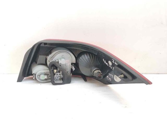 RENAULT 8200142688 Piloto trasero izquierdo comprar Barcelona
