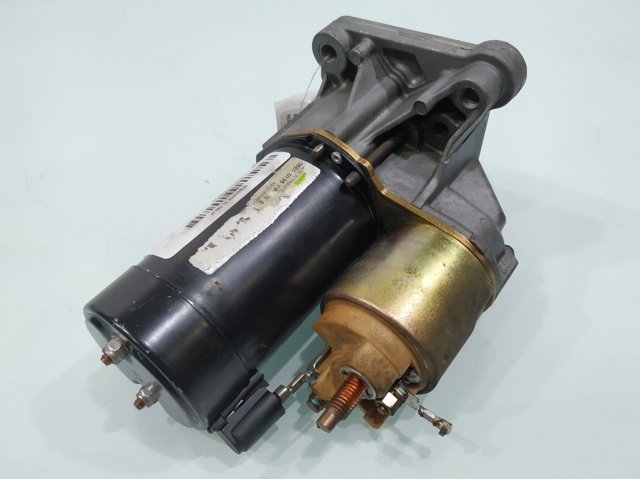 RENAULT 8200143045 Motor de arranque  disponible Lugo