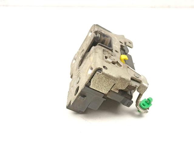 8200147150 Cerradura de puerta delantera derecha  en stock Sabadell