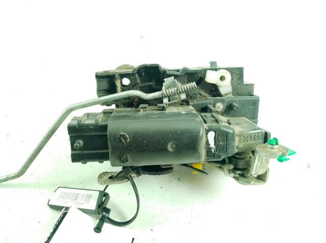 RENAULT 8200147150 Cerradura de puerta delantera derecha  disponible Valladolid