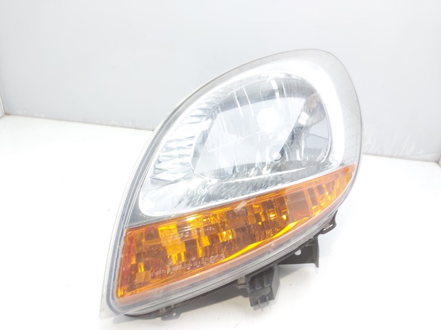 Faros delanteros 8200150614 RENAULT
