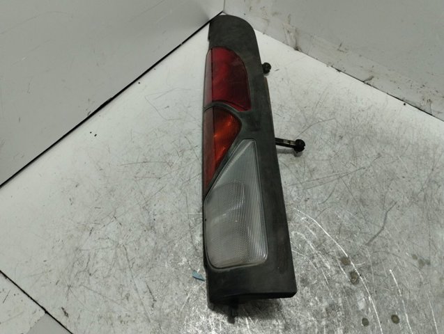 8200150621 Piloto trasero derecho comprar Almería