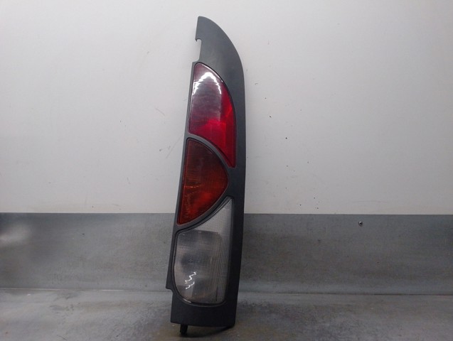 8200150621 Piloto trasero derecho  comprar en Zaragoza