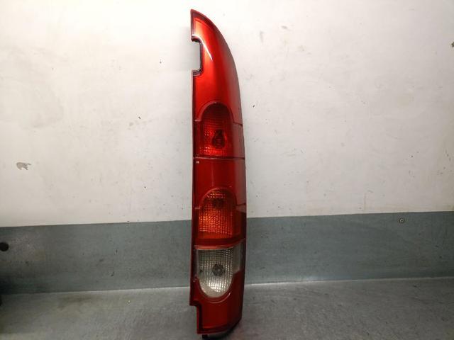 8200150621 RENAULT Piloto trasero derecho  comprar en Jaén