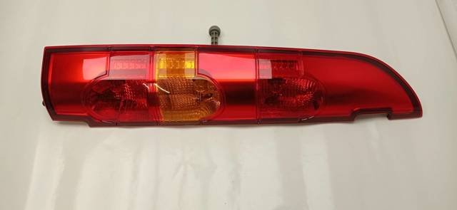 8200150623 RENAULT Piloto trasero izquierdo  disponible Ourense
