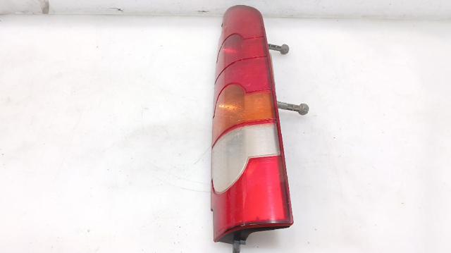 8200150625 RENAULT Piloto trasero derecho  en stock Huelva