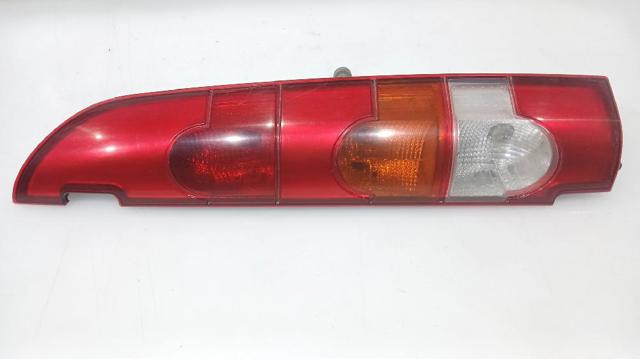 8200150625 RENAULT Piloto trasero derecho  en stock Huelva