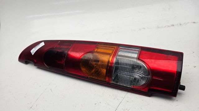 8200150625 RENAULT Piloto trasero derecho comprar Bilbao