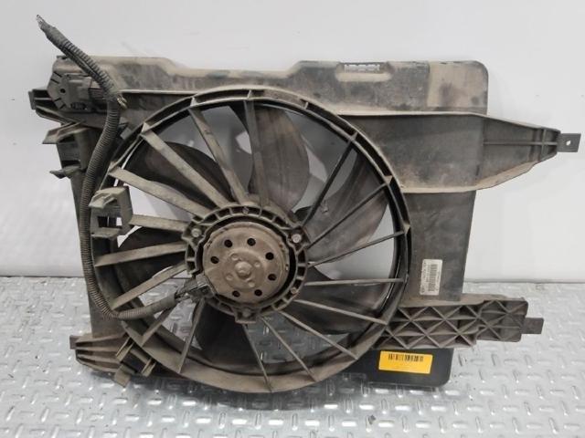 RENAULT 8200151465 Ventilador eléctrico de refrigeración completo (motor y hélice)  disponible Valladolid