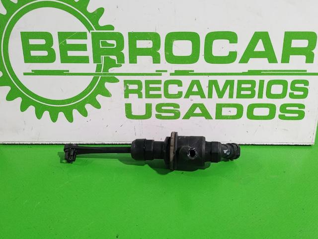 RENAULT 8200151784 Cilindro maestro de embrague comprar Tarragona