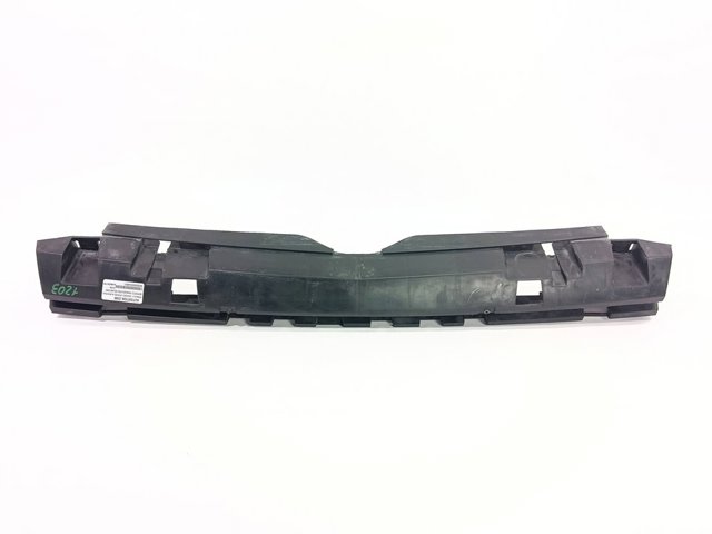 Parachoques 8200152587 RENAULT