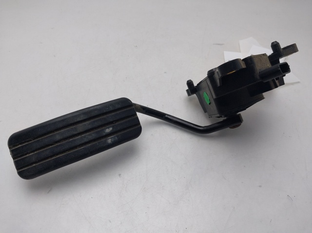 8200153268 RENAULT Pedal del acelerador  comprar en Jaén