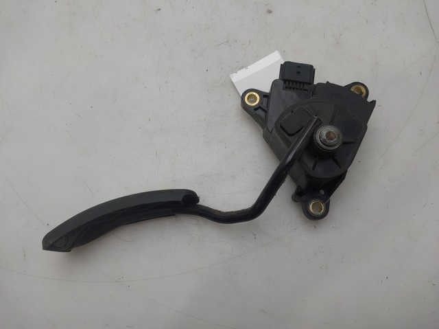 8200153268 Pedal del acelerador  comprar en Reus
